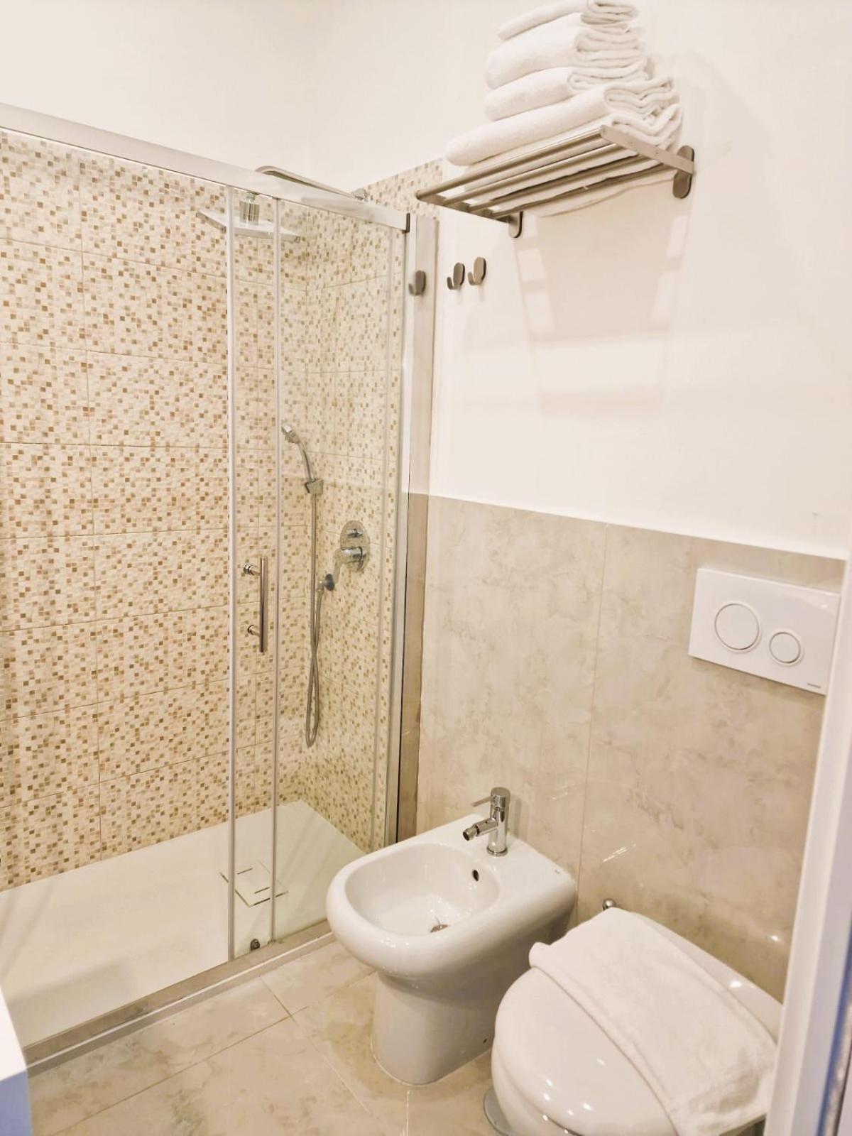 Art Flat Municipio Hotel Napoli Ngoại thất bức ảnh